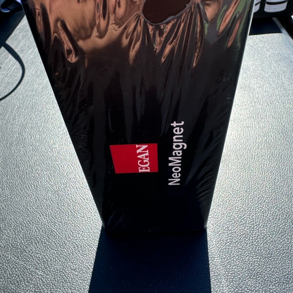 EGAN Visual Display Rare Earth Magnets 7/8" Holds 20 Sheets Of Paper New Sealed - Picture 3 of 6